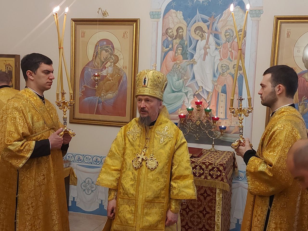 Праздник Сретения Господня в часовне Святого праведного Лазаря Центра детской онкологии, гематологии и иммунологии